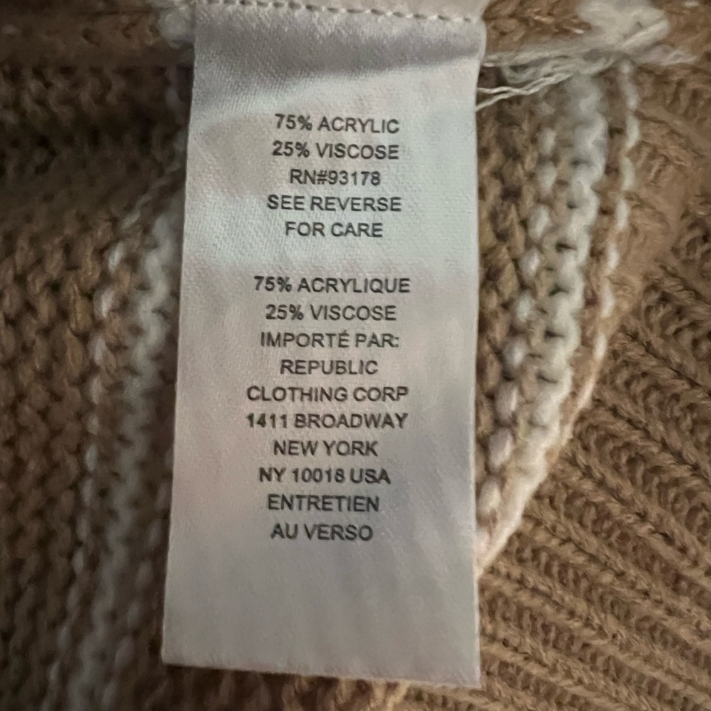 NWT - T Tahari Striped Long Sleeve Crewneck Sweater - Picture 7 of 8